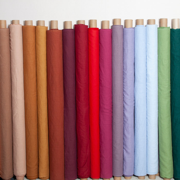 Save Money and Sleep Better: The Benefits of Buying Wholesale Bed Sheets and Pillows Directly from Manufacturers like Sanders Collection